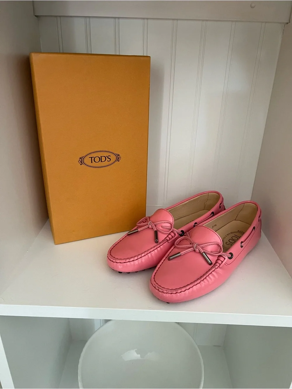 Tod's Pink Leather Gommino Driving Shoes w/ box and shoe bag- Like new!